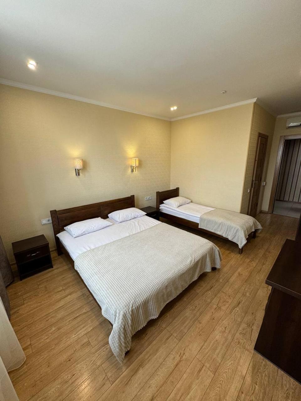Passage Hotel Ternopil Eksteriør billede